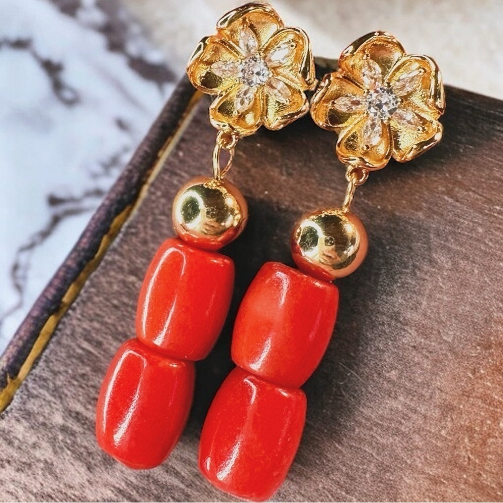 NEW Yellow Gold Blooming Flower Gold Hematite & Red-Orange Natural Coral Earring